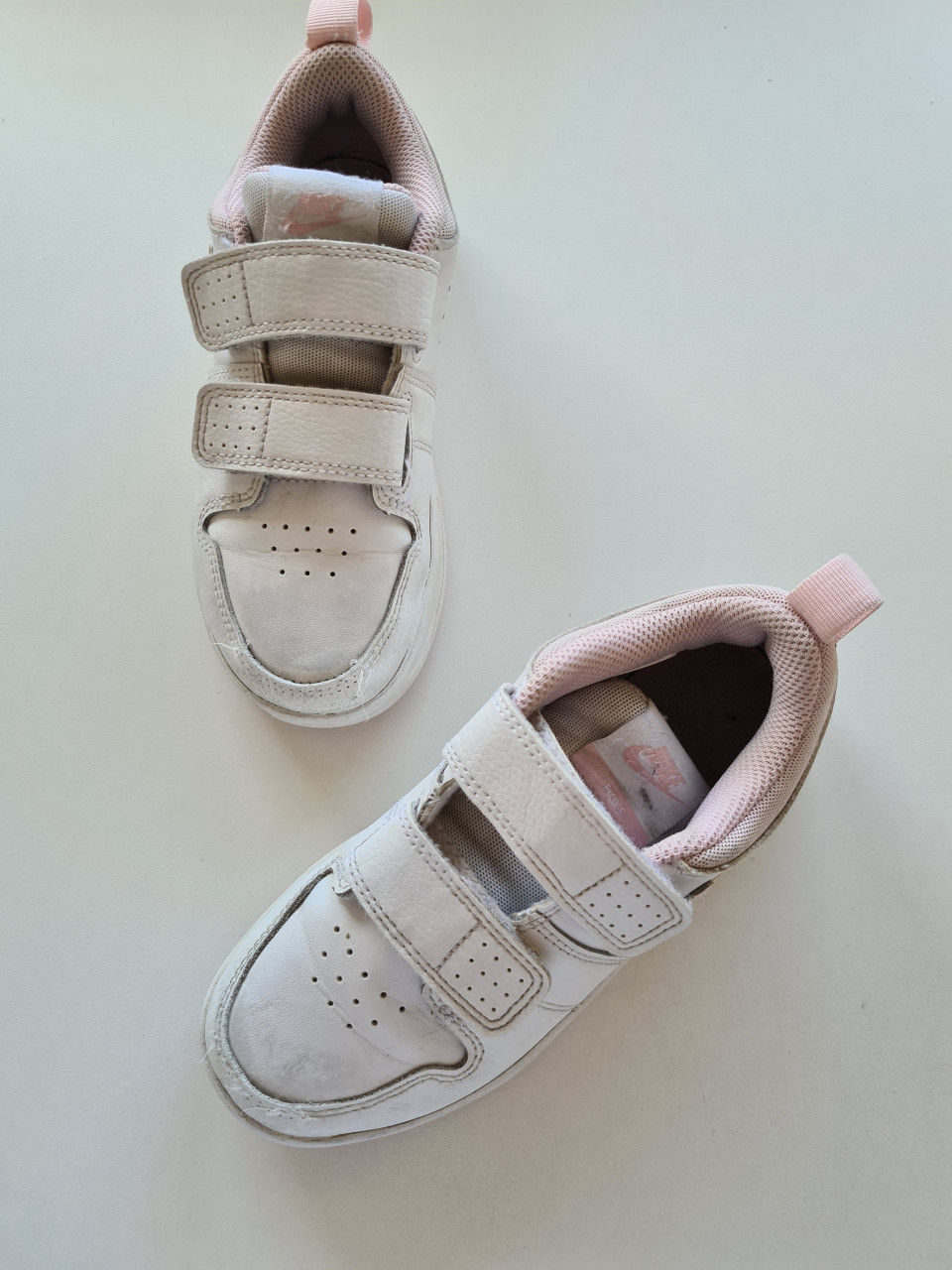 Nike witte met roze klittenband sneackers  Maat 31