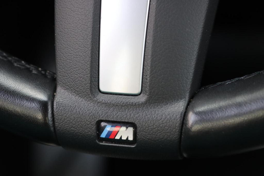 BMW 3-serie 320i edition m sport shadow executive 184pk