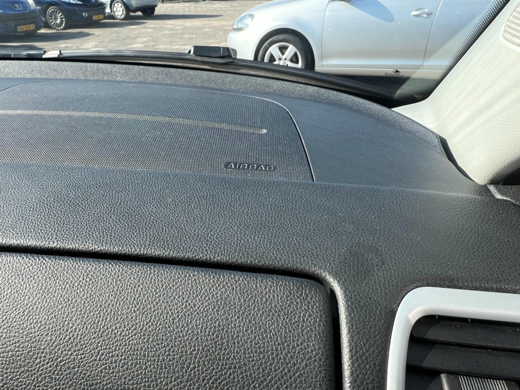 Skoda Fabia combi 1.4-16v ambition business line, airco, trekhaak enz...