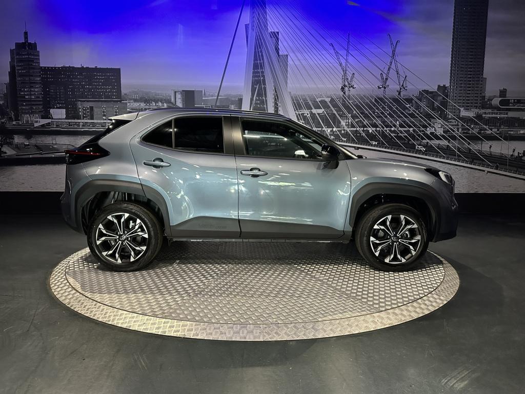 Toyota Yaris Cross 1.5 hybrid 130 dynamic *facelift*nieuw*direct beschikbaa