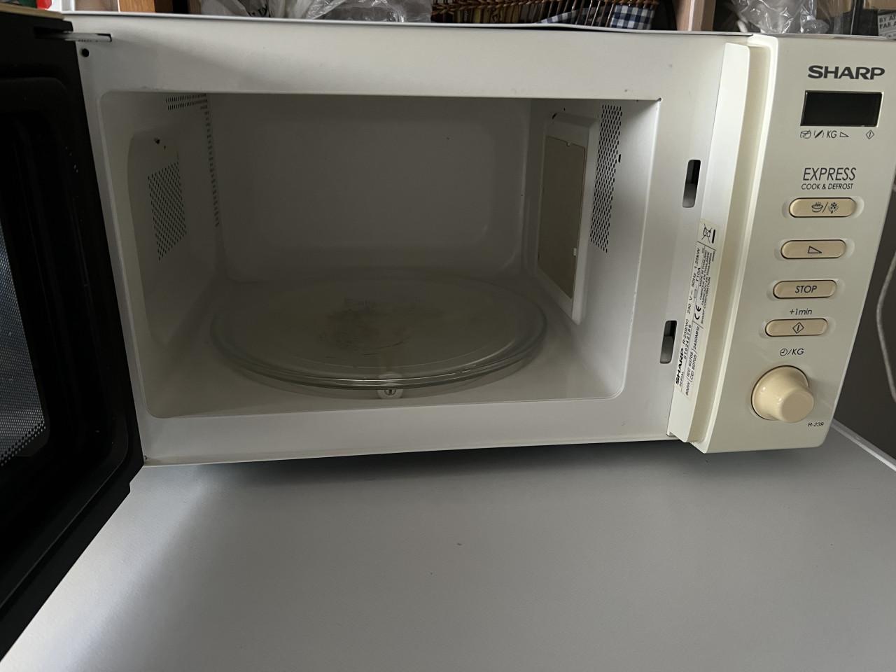 Schoon en prima werkende Magnetron