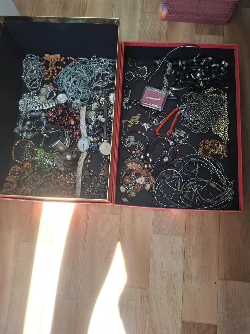 Partij sieraden