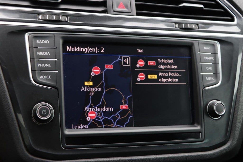 Volkswagen Tiguan 1.4 tsi connected series