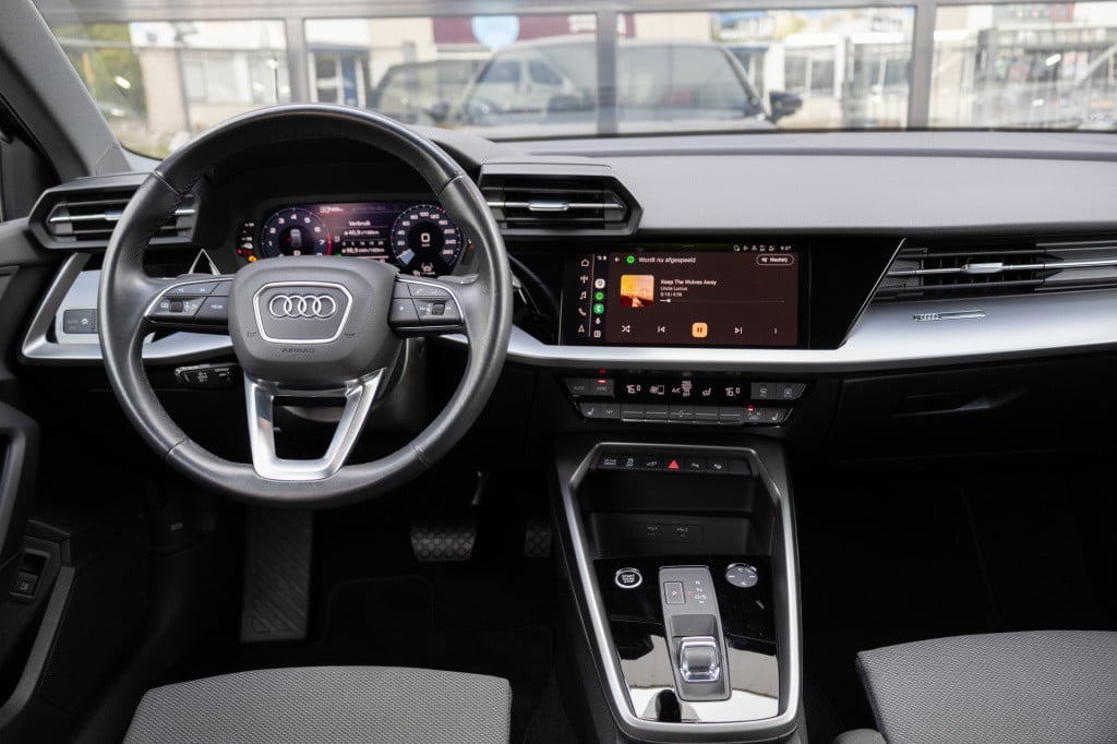 Audi A3 sportback 45 tfsi e s line ✅acc✅apple/android✅18 inch