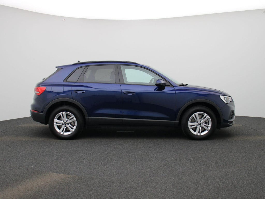 Audi Q3 45 tfsi e s tronic | automaat | lmv | parkeer sensoren | virtual co