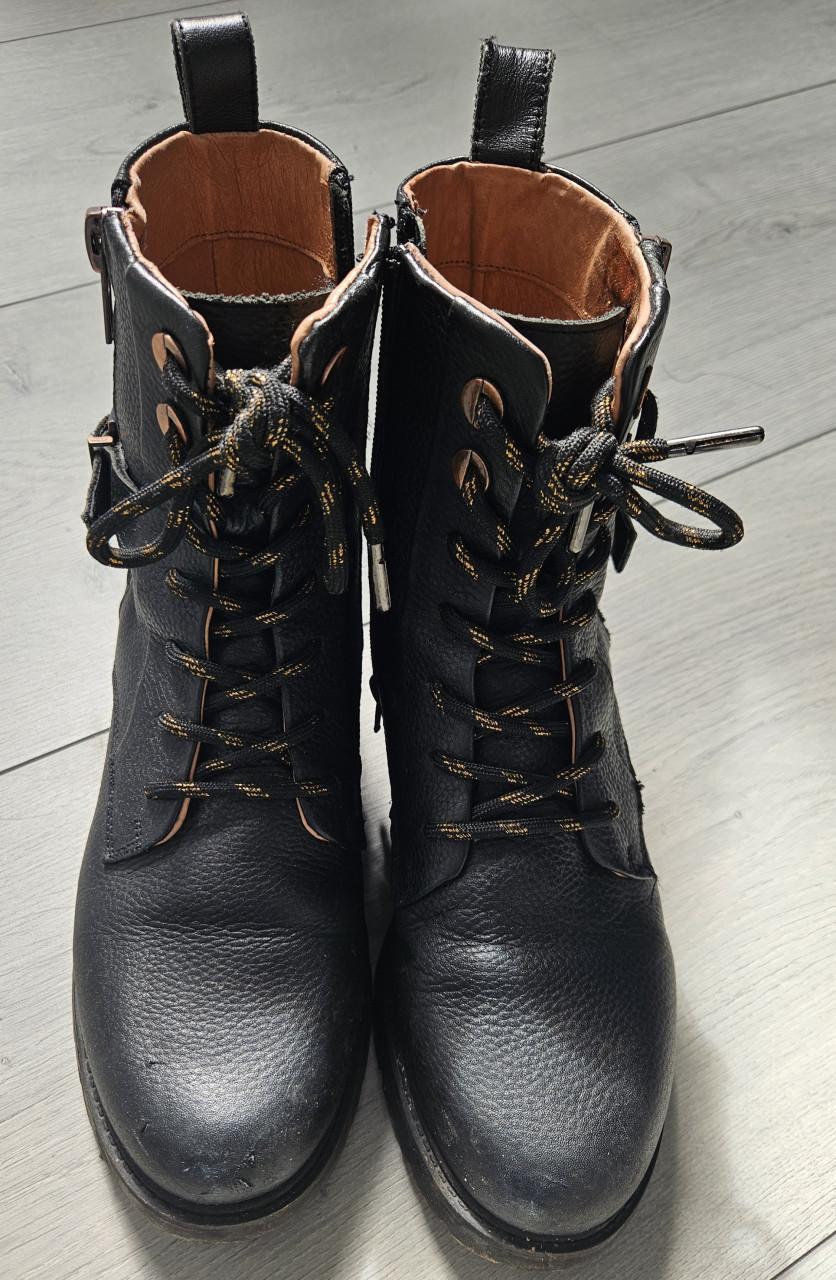 Zwarte leren boots