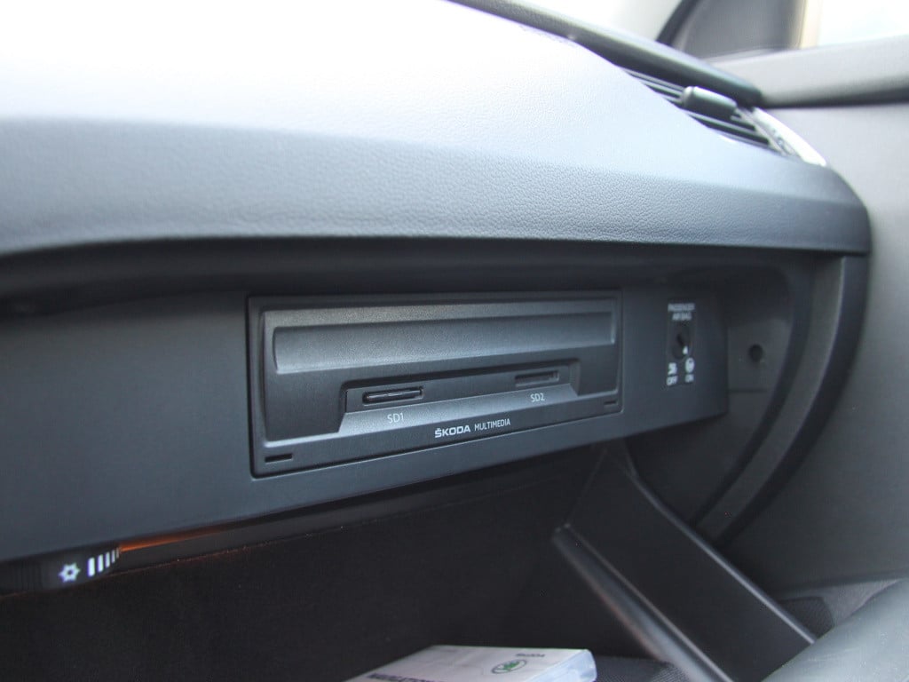 Skoda Octavia combi 1.0 tsi 116pk dsg style sport | kuipstoelen