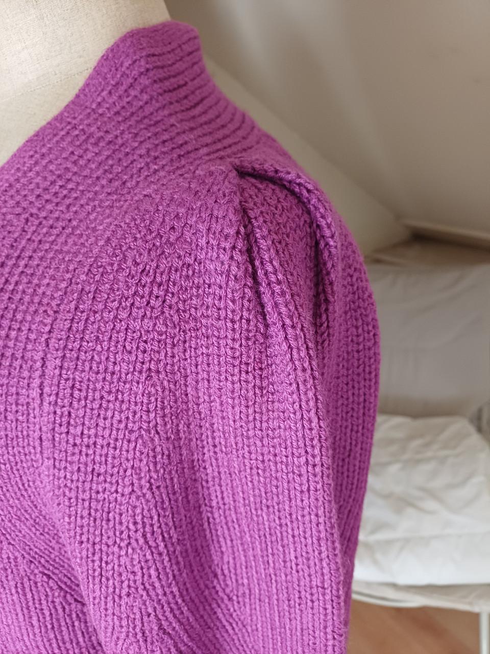 Nieuw: roze/paars VEST (M) met leuke details!