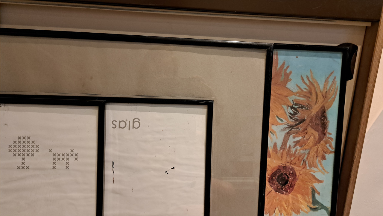 4 grote fotolijsten met glas zwarte rand