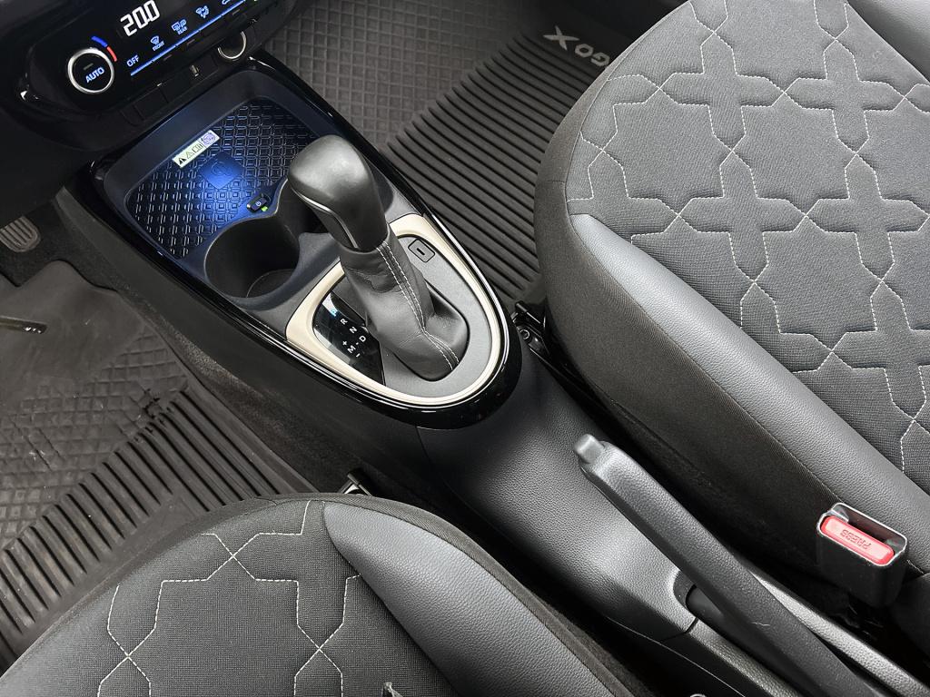 Toyota Aygo x 1.0 vvt-i s-cvt envy automaat | navigatie | jbl soundsystem |