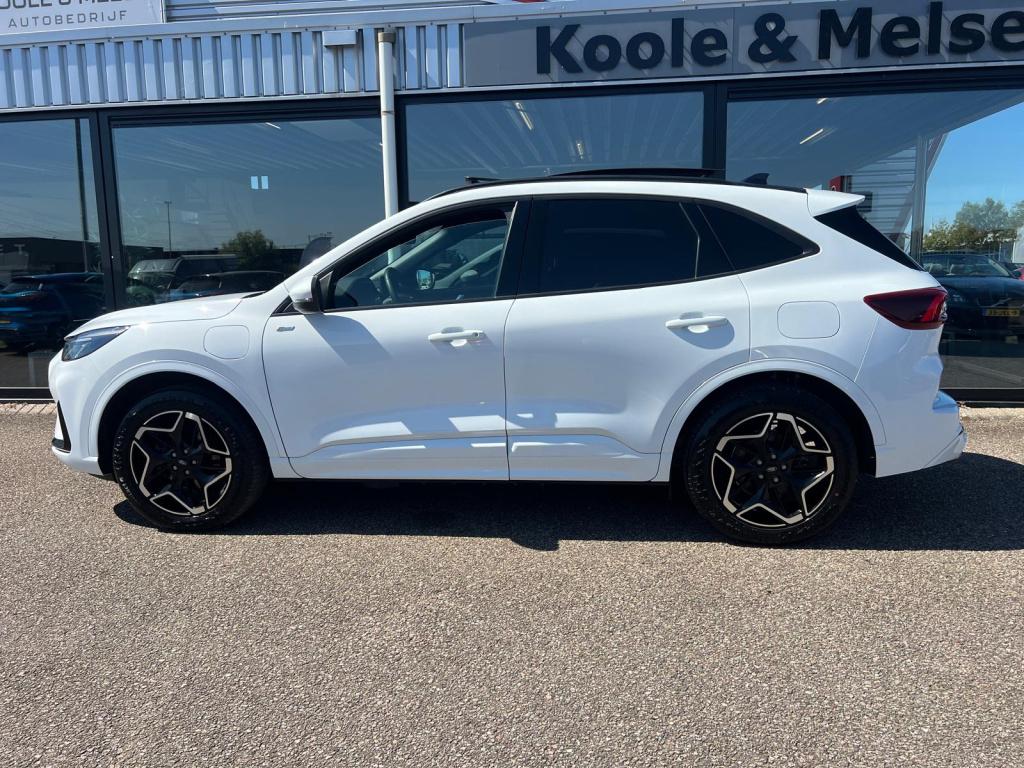 Ford Kuga 2.5 phev 243pk e-cvt st-line , panodak , trekhaak , 2100 kg trekg