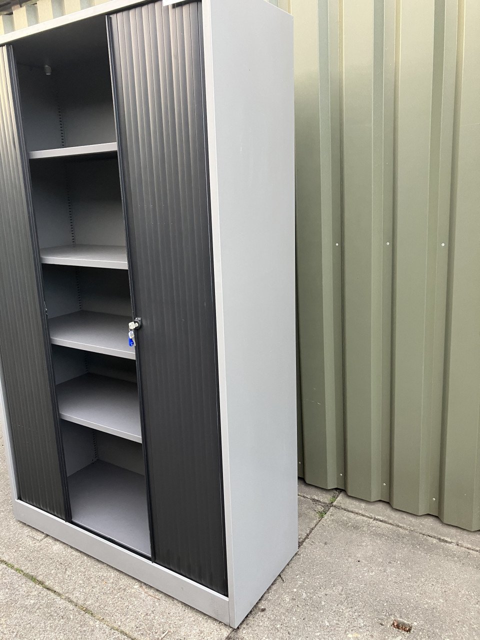 Ahrend roldeurkast 195 x 120 x 45