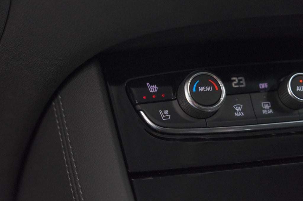 Opel Grandland 1.6 turbo plug-in hybrid 300 4x4 ultimate | trekhaak | elekt