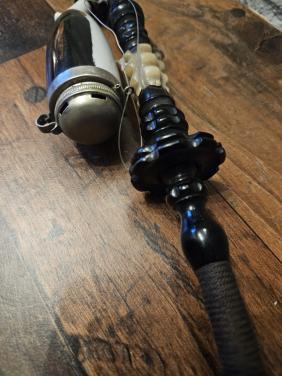 Antieke jachtpijp met hertenafbeelding, prachtige staat