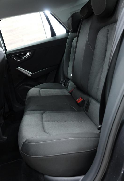 Audi Q2 1.5 tfsi | stoelverw. | trekhaak | camera | keyless |