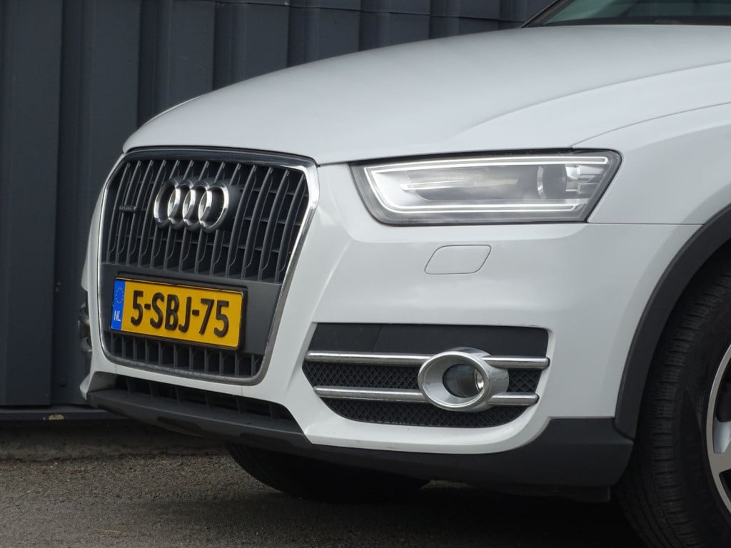 Audi Q3 2.0 tfsi quattro business edition automaat | navi | bluetooth