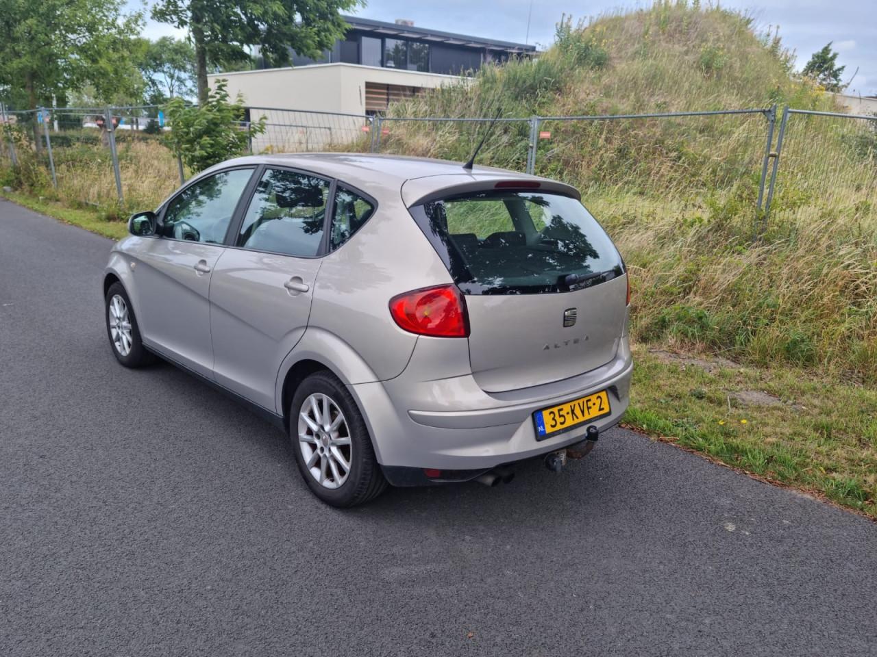 Seat altea 1.8i bj 2010 207.000km