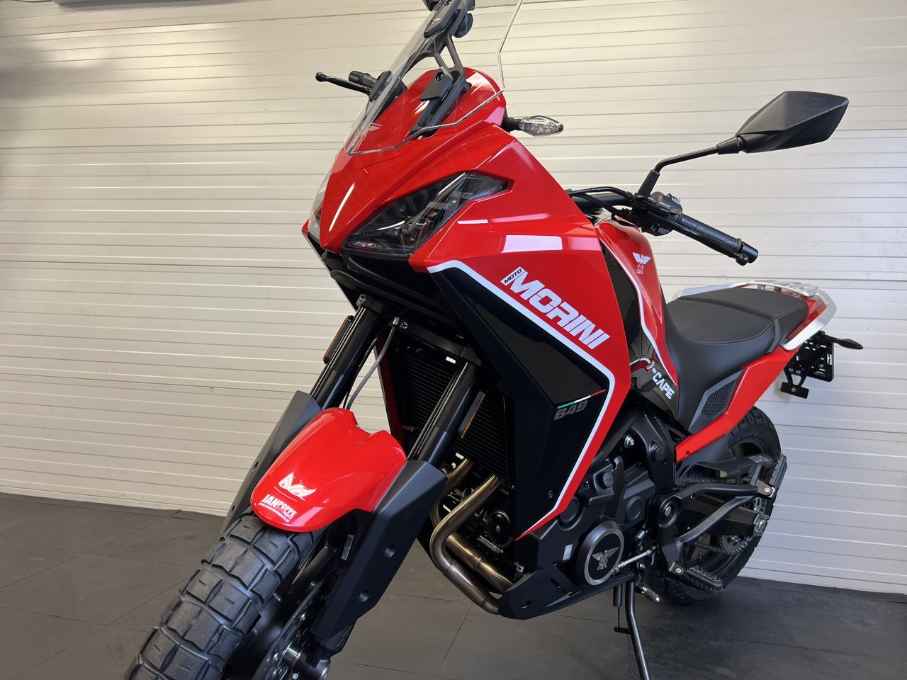 Nieuw de Moto Morini X-Cape nu op voorraad!