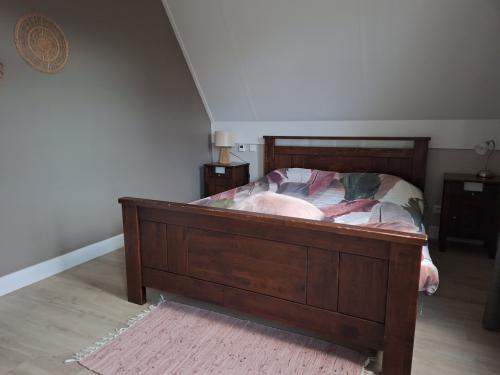 Tweepersoons ledikant 160*210 koloniaal