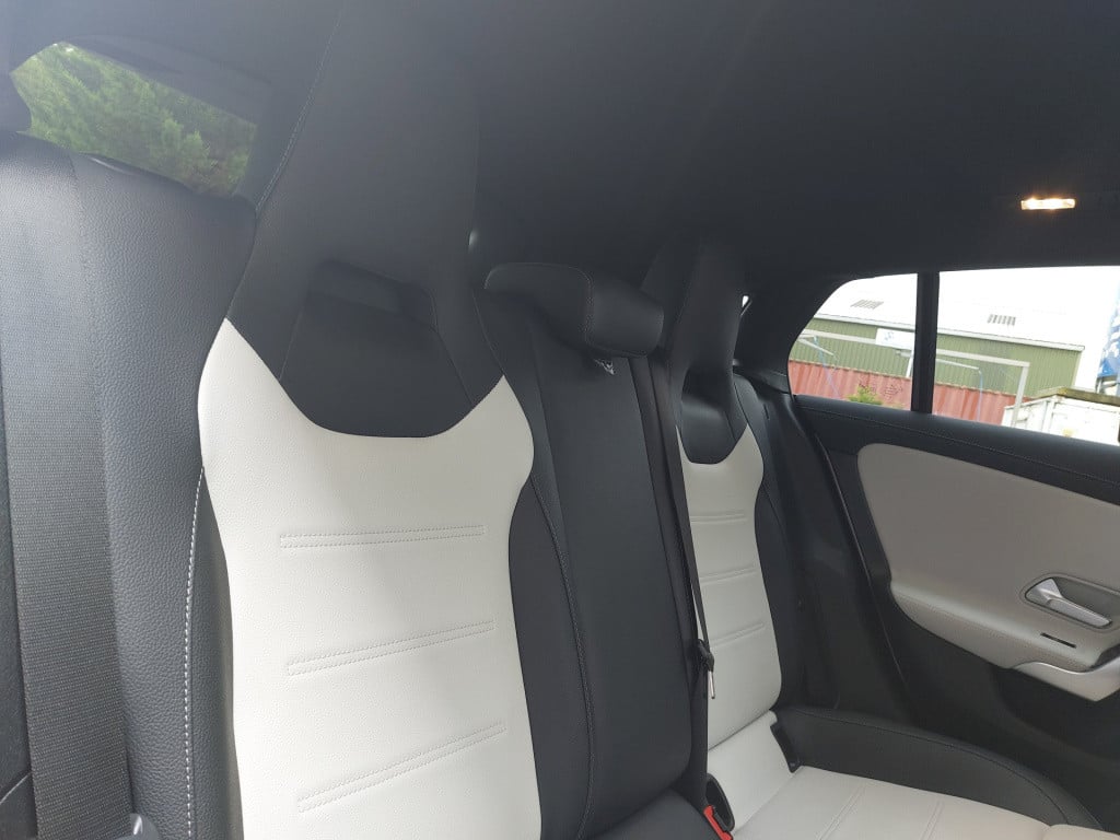 Mercedes-Benz Cla shooting brake 250 premium plus | zeer rijk uitgerust