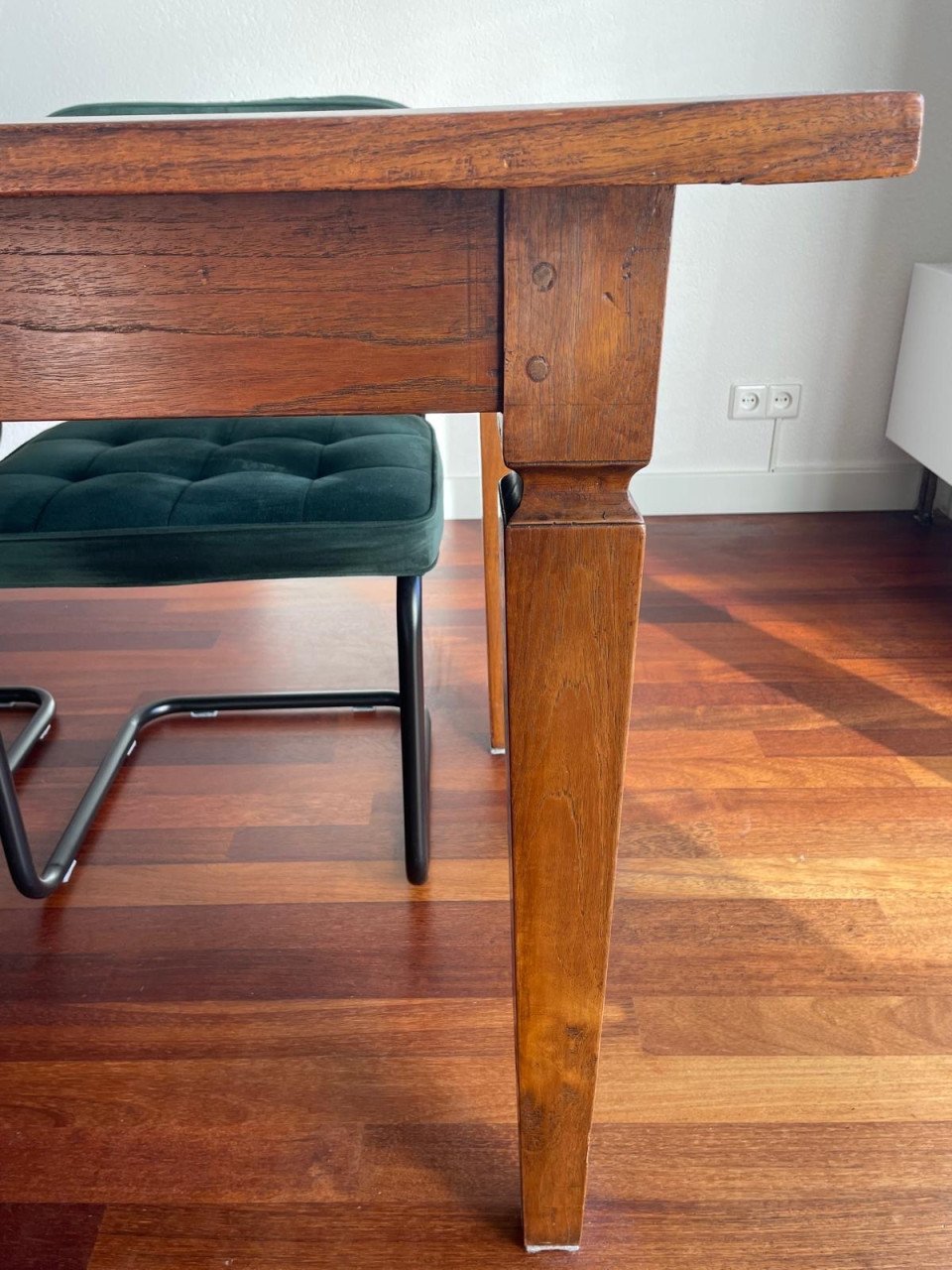 Massief houten eettafel 6 personen