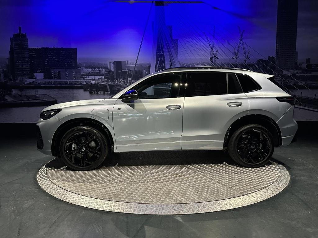 Volkswagen Tiguan 1.5 ehybrid r-line edition *leder*memory*blackstyle*trekh