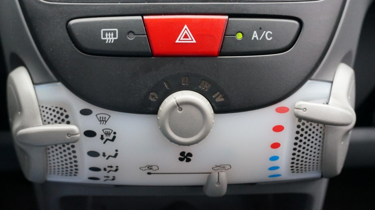 Toyota Aygo 1.0-12V Now rijklaar incl garantie