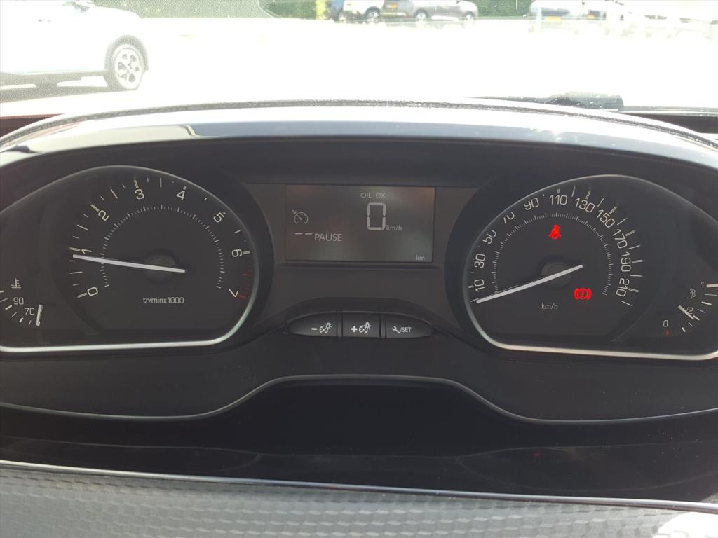 Peugeot 2008 blue lion 1.2 puretech-110pk navigatie | cruise control | airc
