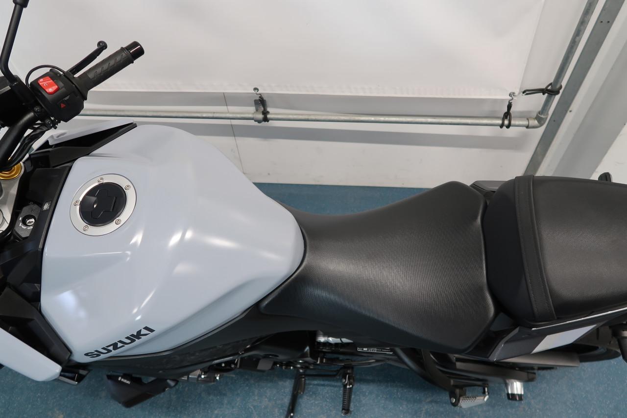 Suzuki GSX-S1000 2023 BTW motor