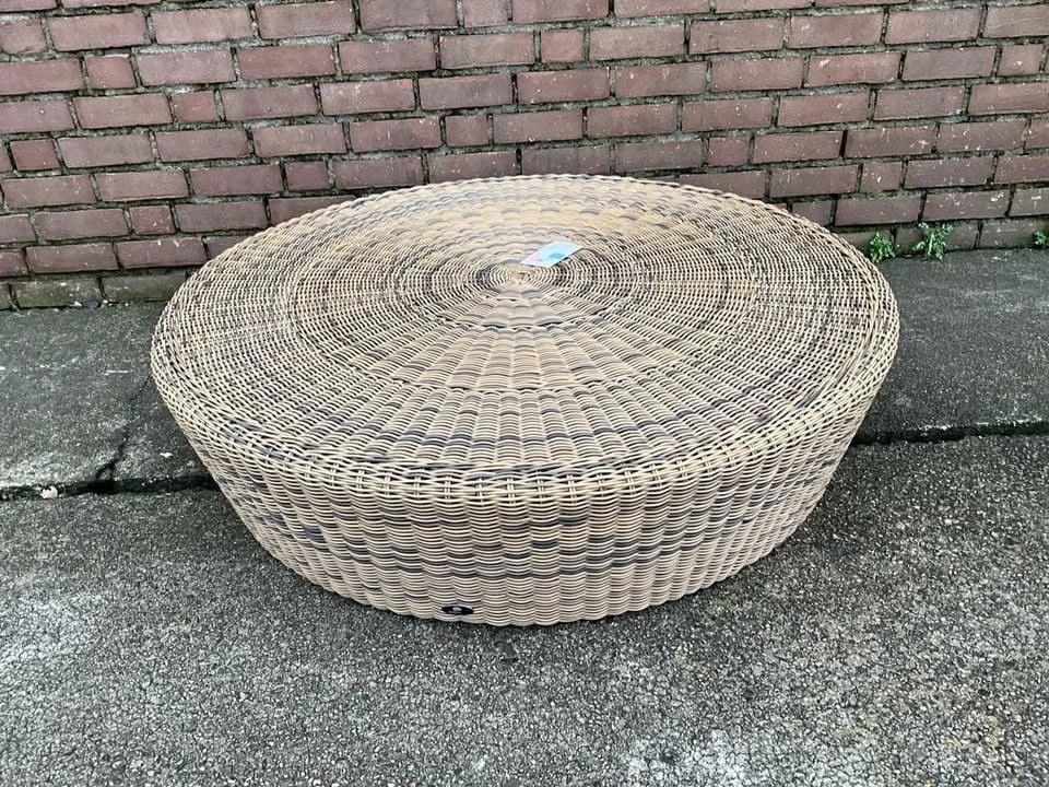 Nieuwe Borek loungetafel / tuintafel