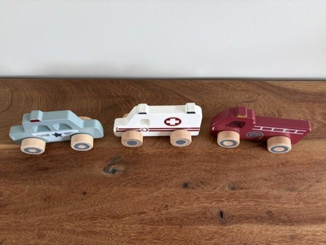 Little Dutch | houten hulpverleningsauto's
