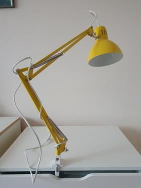 Bureau lamp