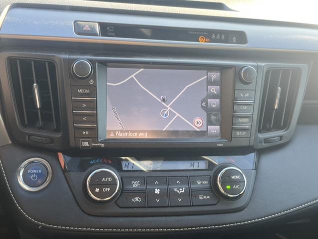 Toyota Rav4 2.5 hybrid awd executive business | 1.650kg trekgewicht!