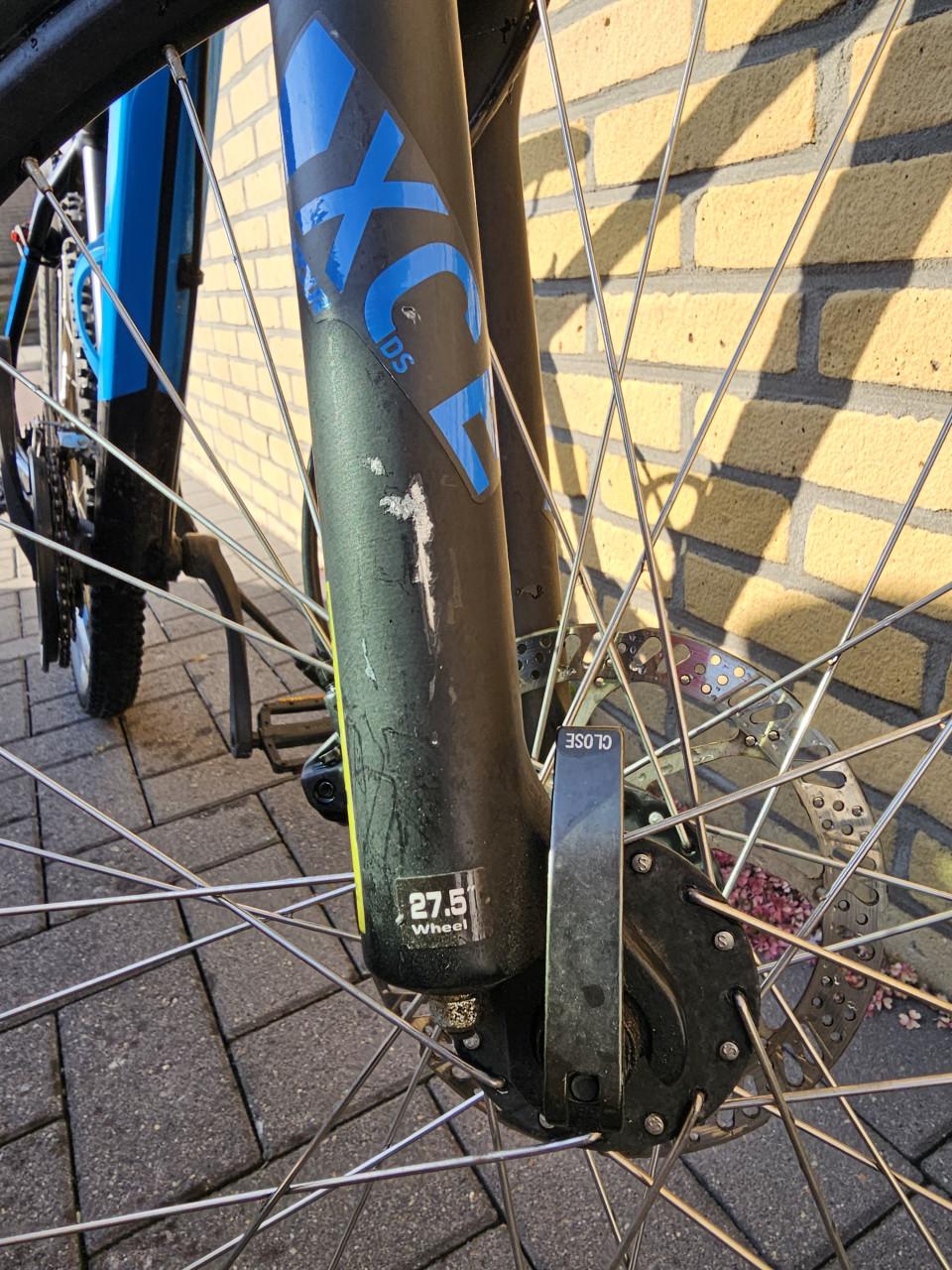 Cube mountainbike 27,5 inch ong 9 t.m 12 jaar