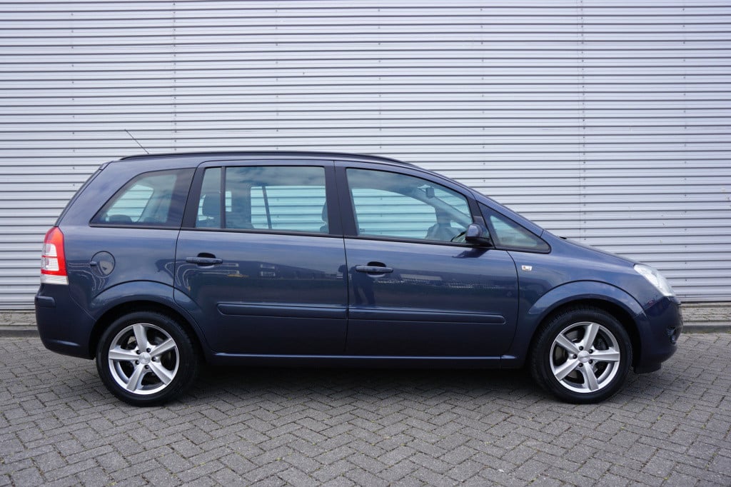 Opel Zafira 2.2 temptation - 7p. - automaat- climate / navi / cruise / park