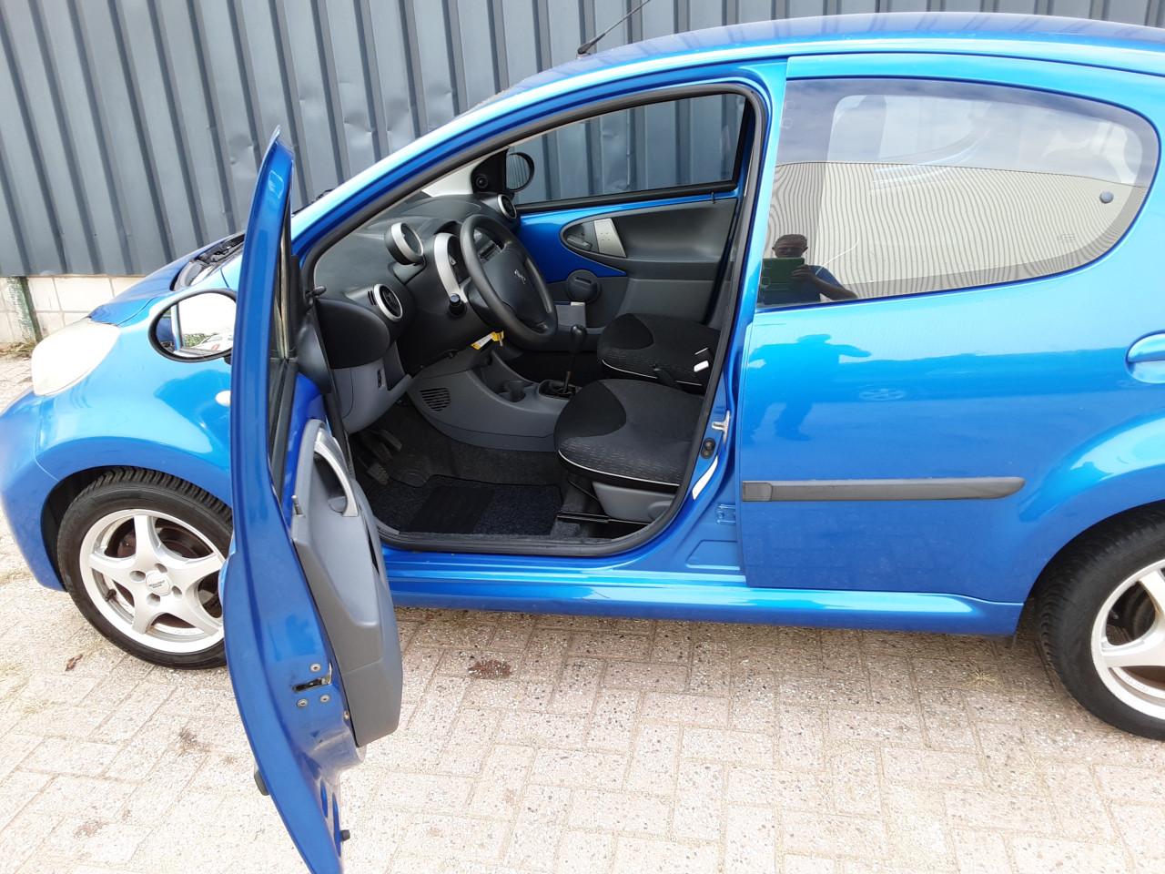 Peugeot 107 1.0-12V Sublime