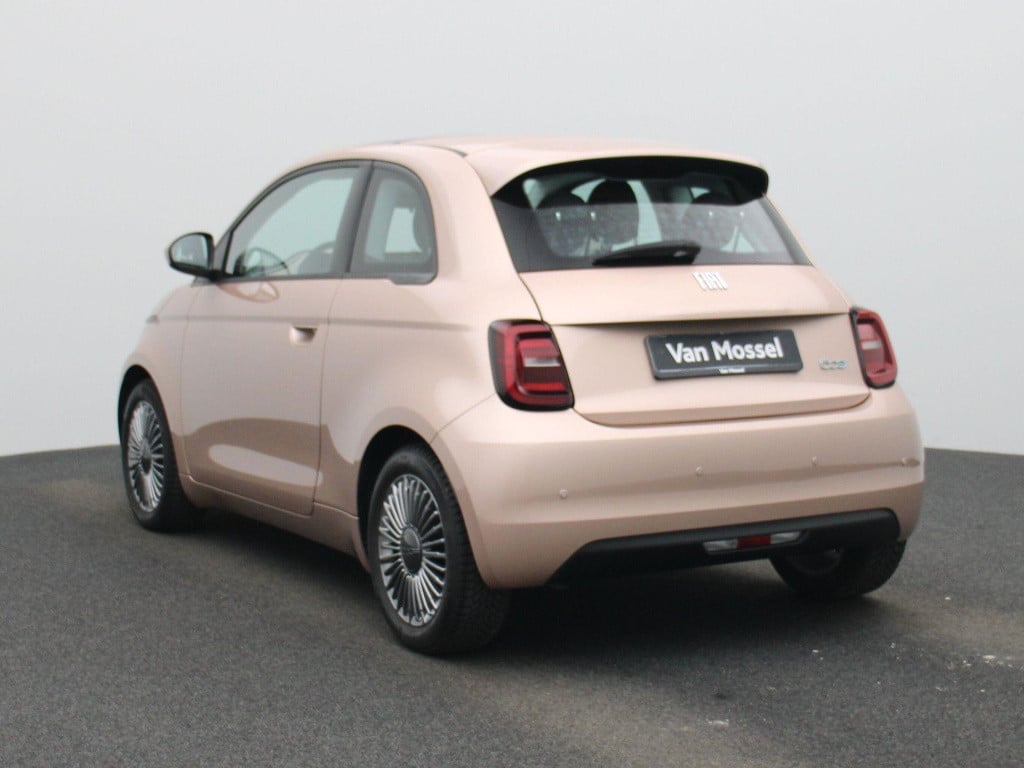 Fiat 500 icon 42 kwh | navigatie | panoramadak | apple carplay / android au