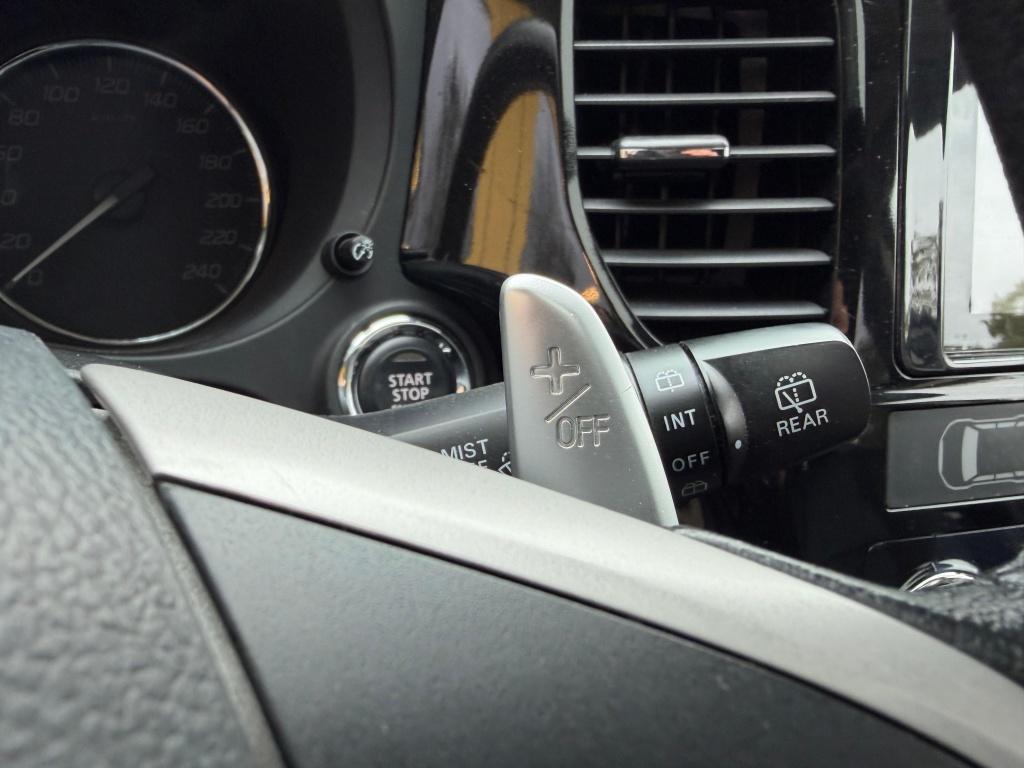 Mitsubishi Outlander 2.0 instyle | 7 peroons | trekhaak