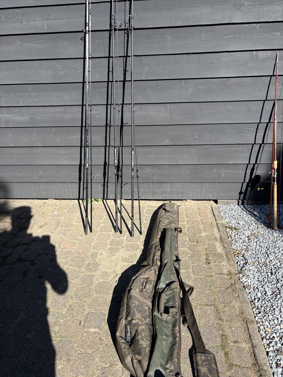 3 x karperhengel met Shimano tribal foudraal