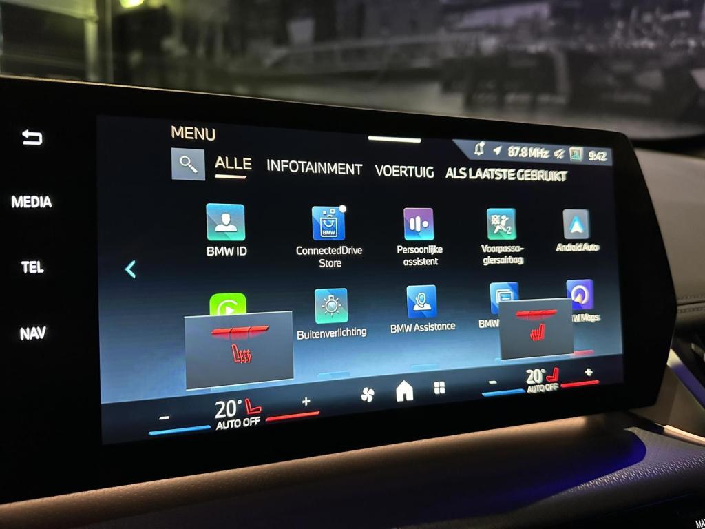 BMW X1 xdrive30e m-pakket *pano*hud*360camera*driveasspro*