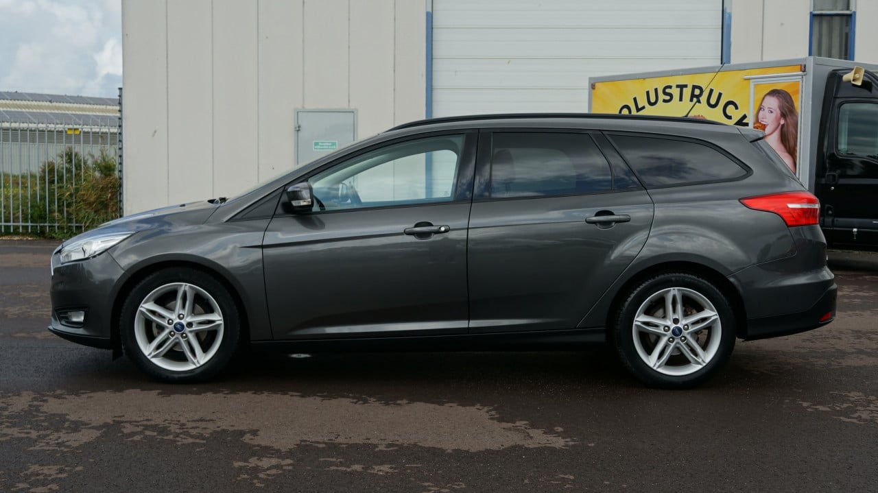 Ford FOCUS Wagon 1.0 Titanium Edition rijklaar incl garantie
