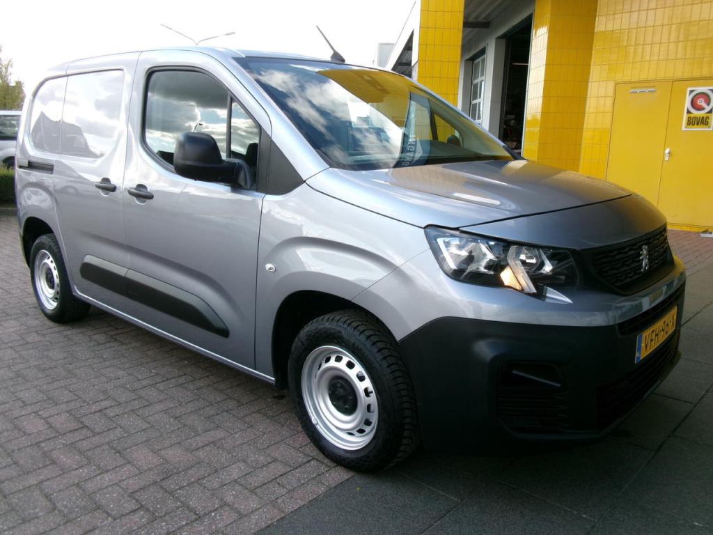 Peugeot Partner 1.5 bluehdi 75 airco, trekhaak, 3-zits