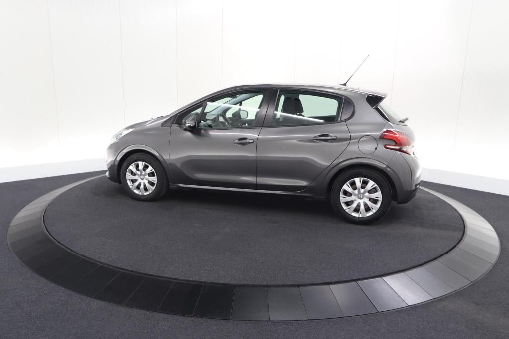 Peugeot 208 puretech 82 active | camera | apple carplay | airco