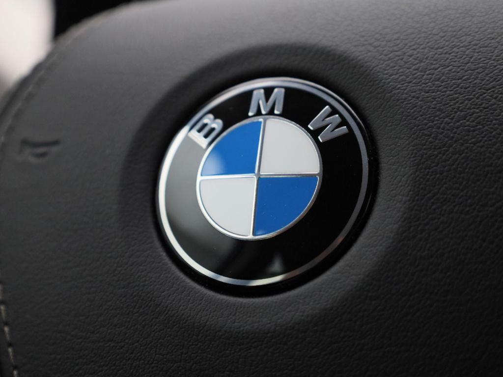 BMW 5 Serie touring 520i business edition plus | automaat | lmv | navigatie