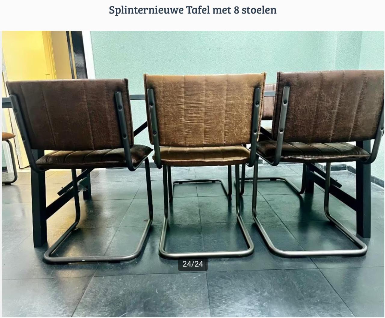 Nieuwe tafel met 8 stoelen