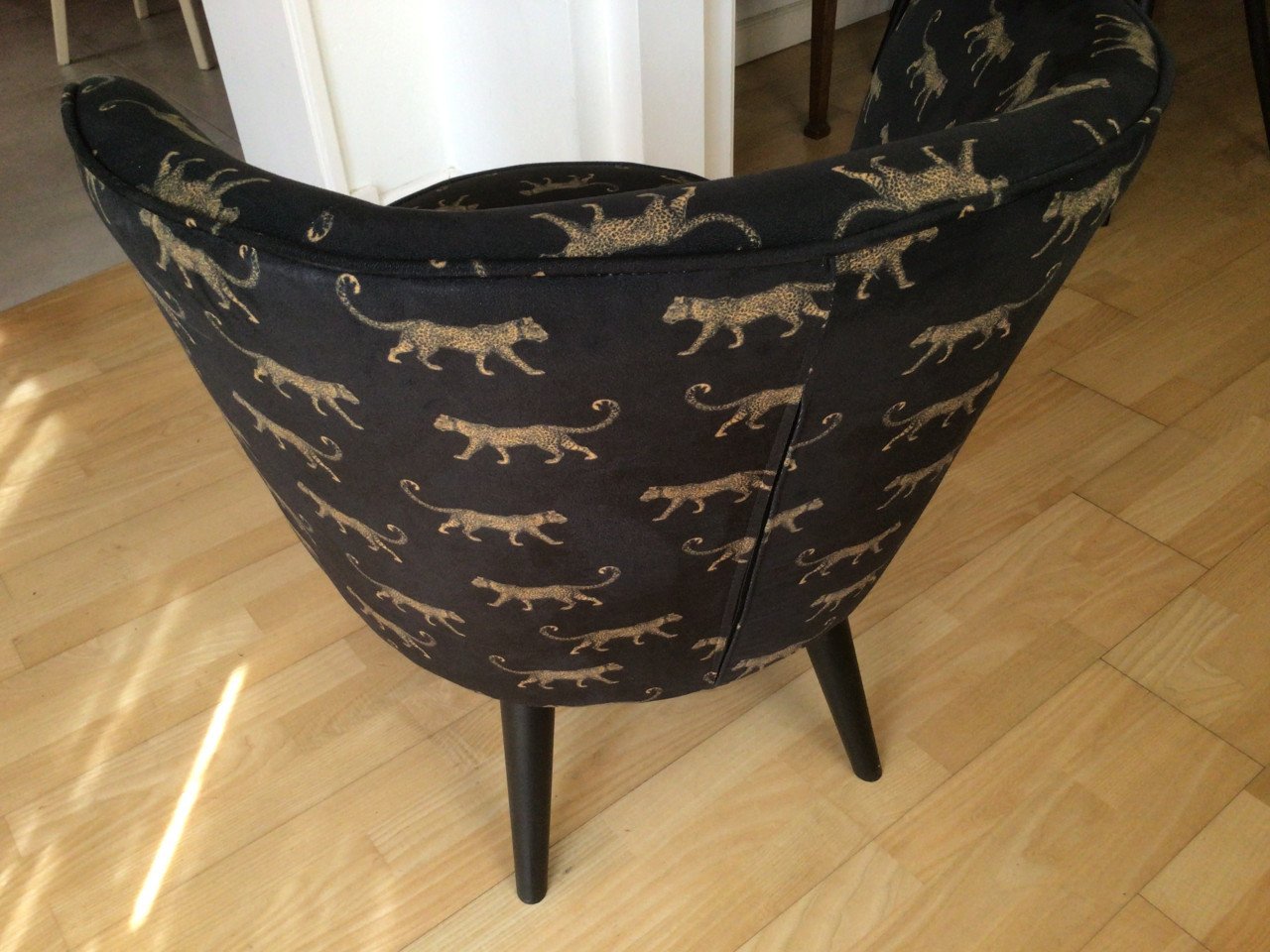 Wood fauteuil Bo fluweel,panter