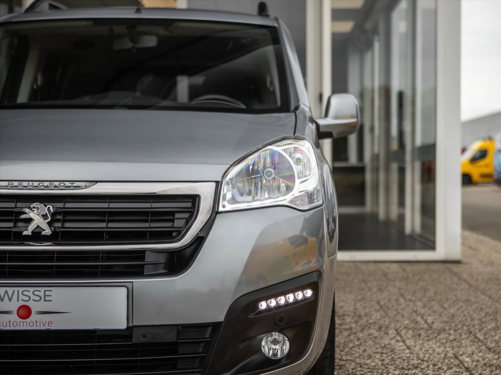 Peugeot Partner 1.2 puretech 110pk | airco | zonnepaneel | cruise control |