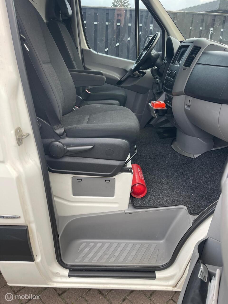 Mercedes-Benz Sprinter 5-t vrachtwagen/chassis bloemenwagen