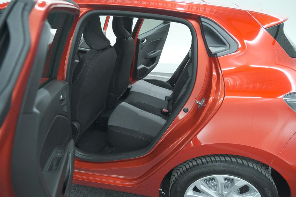 Renault Clio tce 90 gpf evolution | camera | navigatie | apple carplay | pa