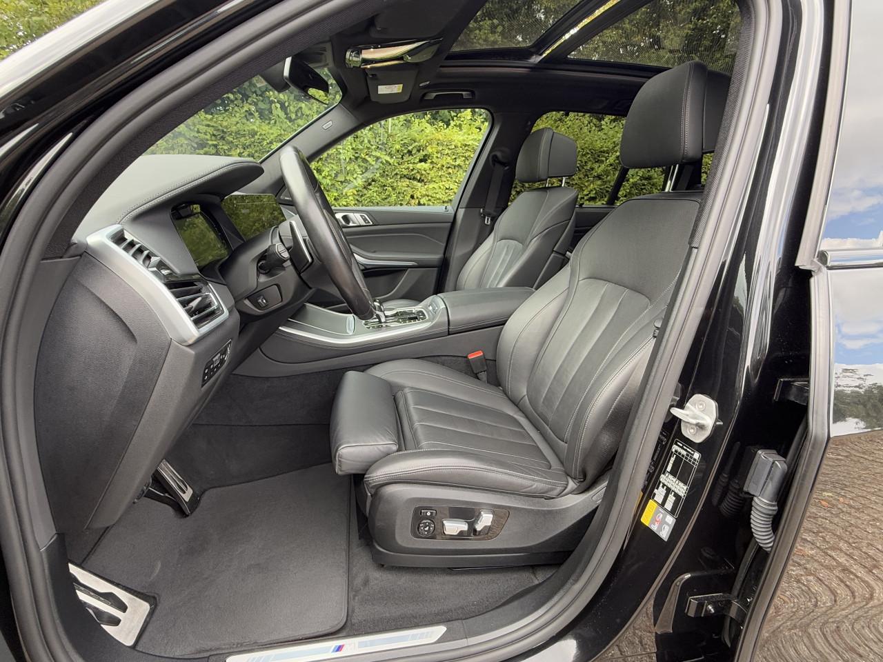 BMW X5 - XDrive45e | M-Sport | Night Vision| Soft-Close | Sky Lounge | 360